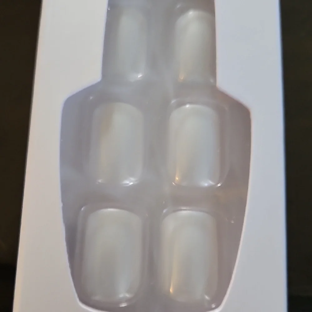OPI On Point Instant Press-On Mani